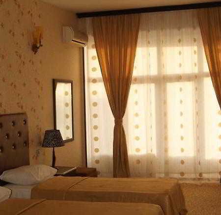 Avand Hotel Baku Bagian luar foto