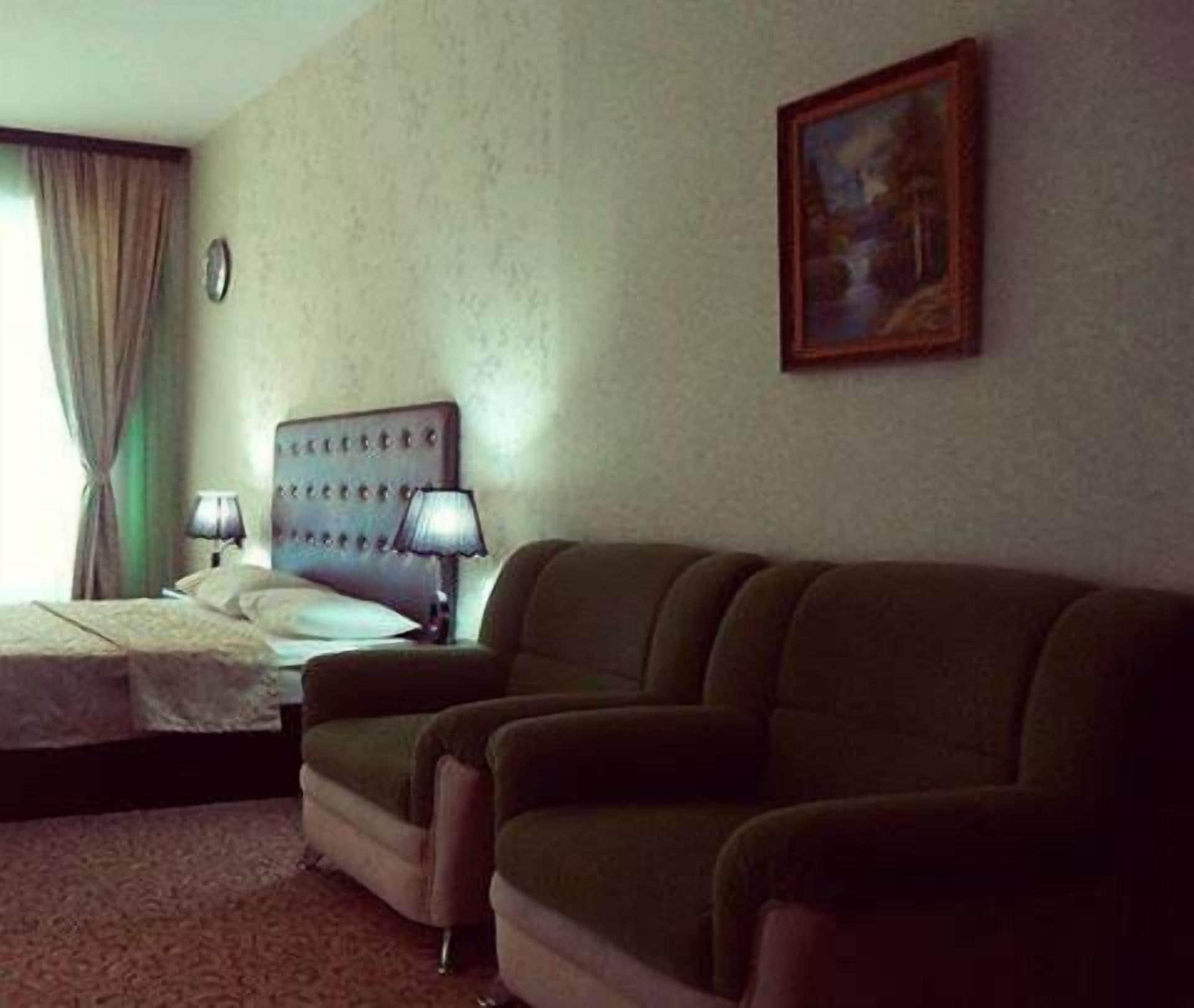 Avand Hotel Baku Bagian luar foto