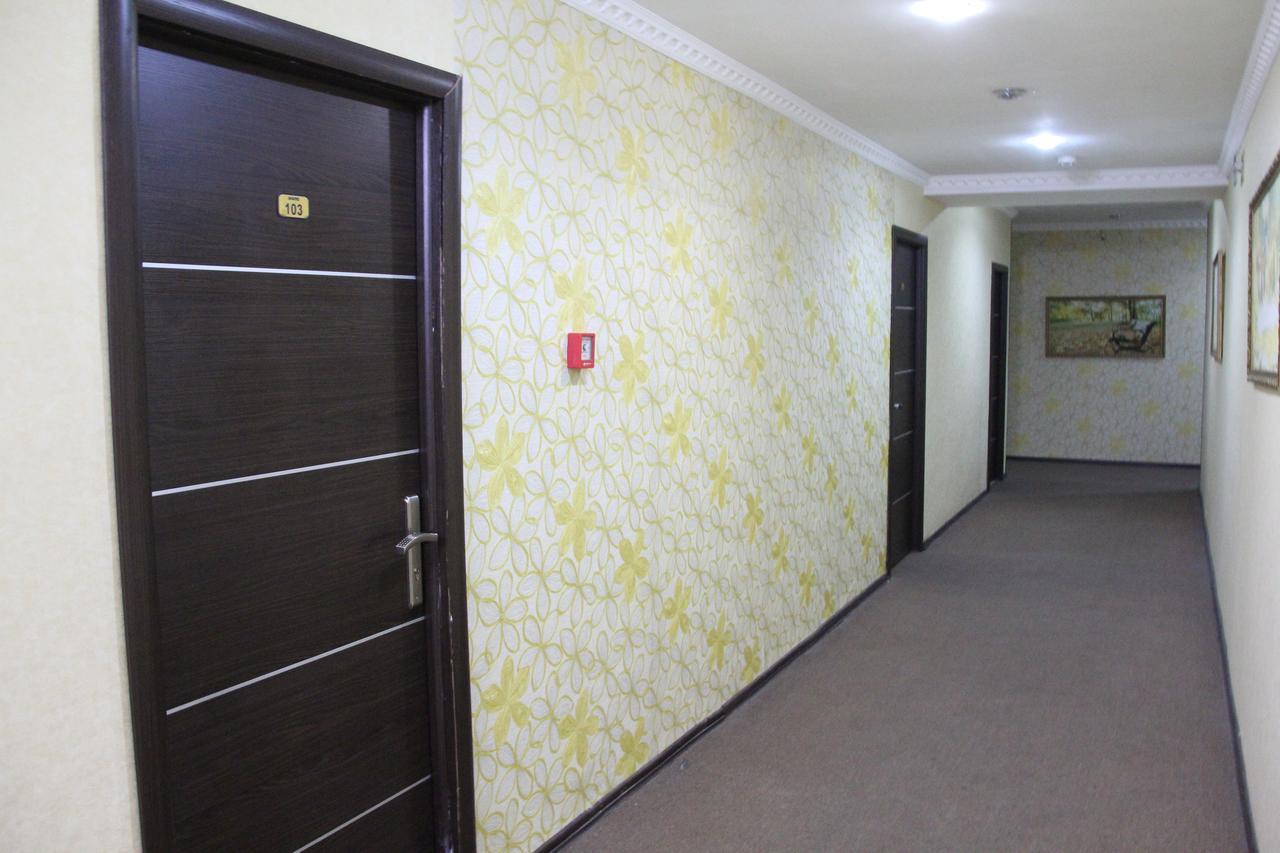 Avand Hotel Baku Bagian luar foto