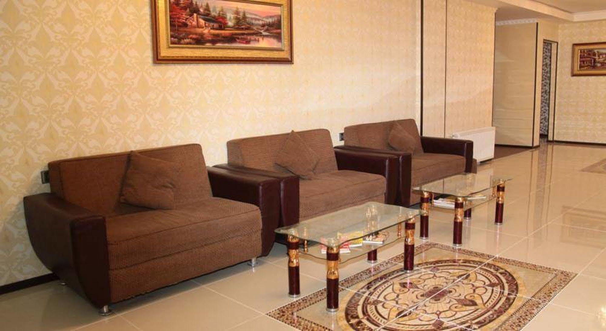 Avand Hotel Baku Bagian luar foto